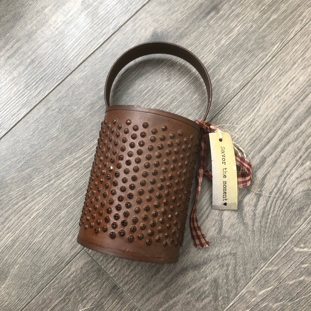 Primitive Grater Candle Holder‎